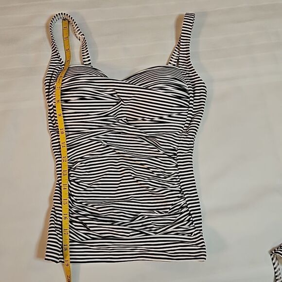 Bond-eye Australia Black & white striped 2 piece Tankini size 4 - Picture 11 of 12